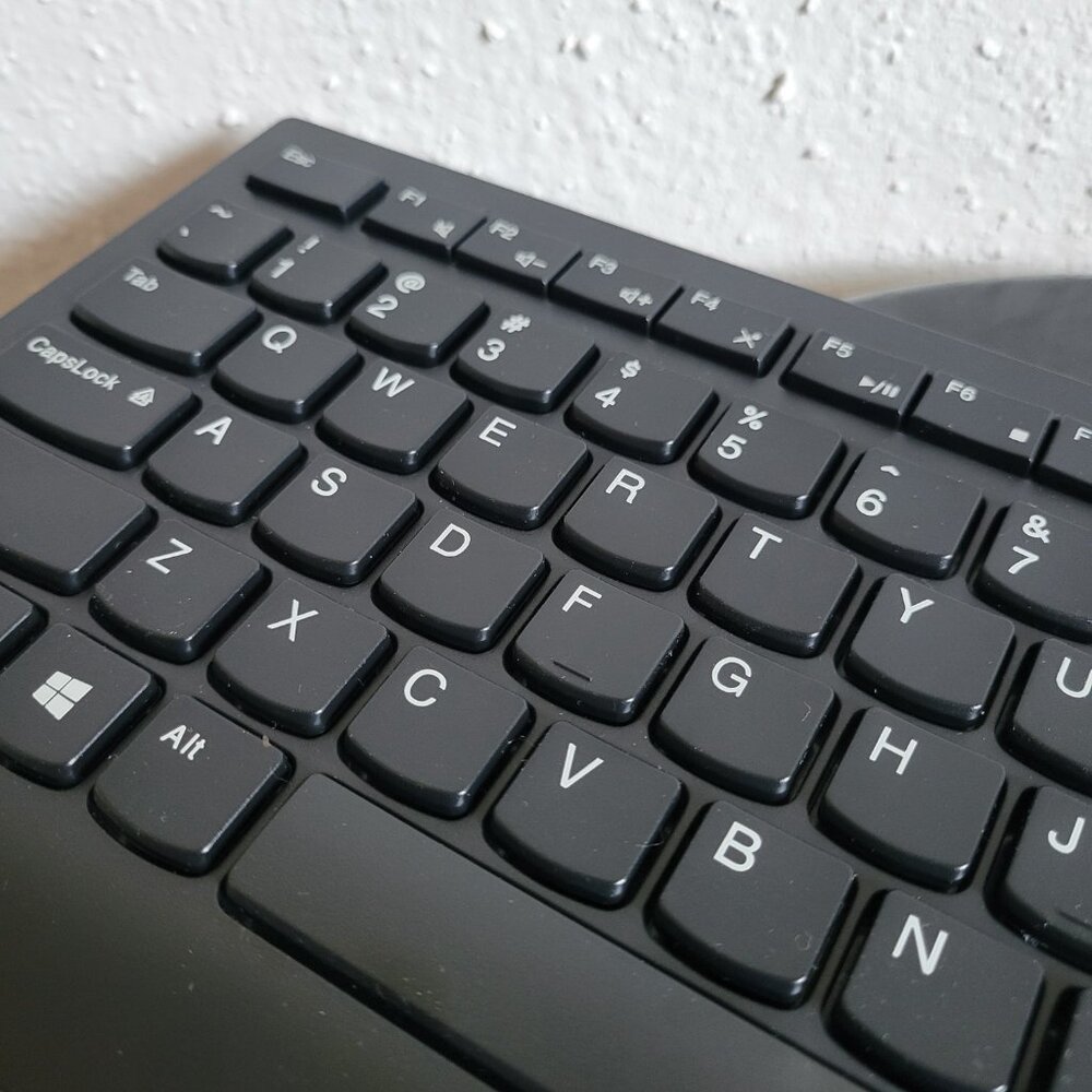 Lenovo Calliope USB Keyboard (Black) - Picture 2 of 4
